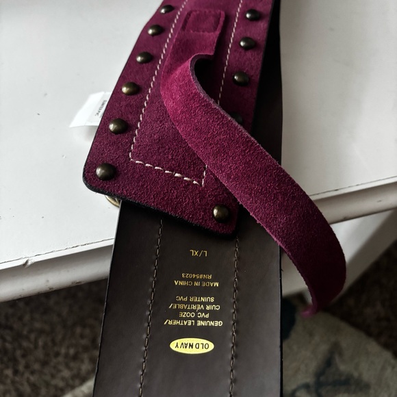 Old Navy Burgundy Studded Belt Suede Brand New - Picture 4 of 6